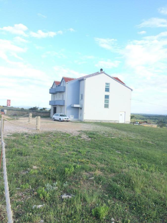 Apartmani Niko 1 Radovin Екстериор снимка